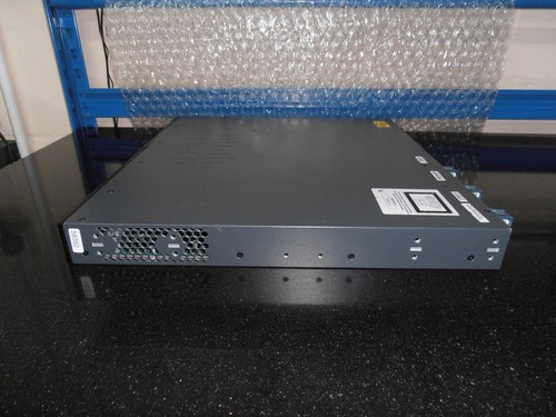 Commutateur PoE 24 ports Cisco WS-C3650-24PD-S 2 x SFP + 2 x PWR-C2-640WAC - Photo 6/6