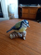 FAB VINTAGE HAND PAINTED PORCELAIN BLUE TIT GARDEN BIRD ORNAMENT FIGURE