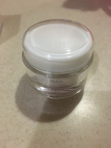 lanocreme hydrating day cream