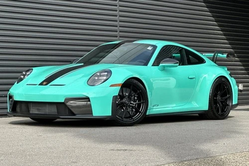 2026 Porsche 911 GT3 Image 1 of 2