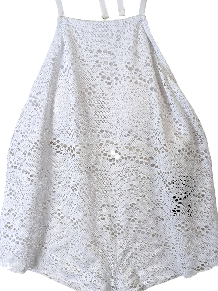 Blusa de natação Mossimo feminina tamanho M branca crochê renda halter boho ilhós praia - Imagem 2 de 4