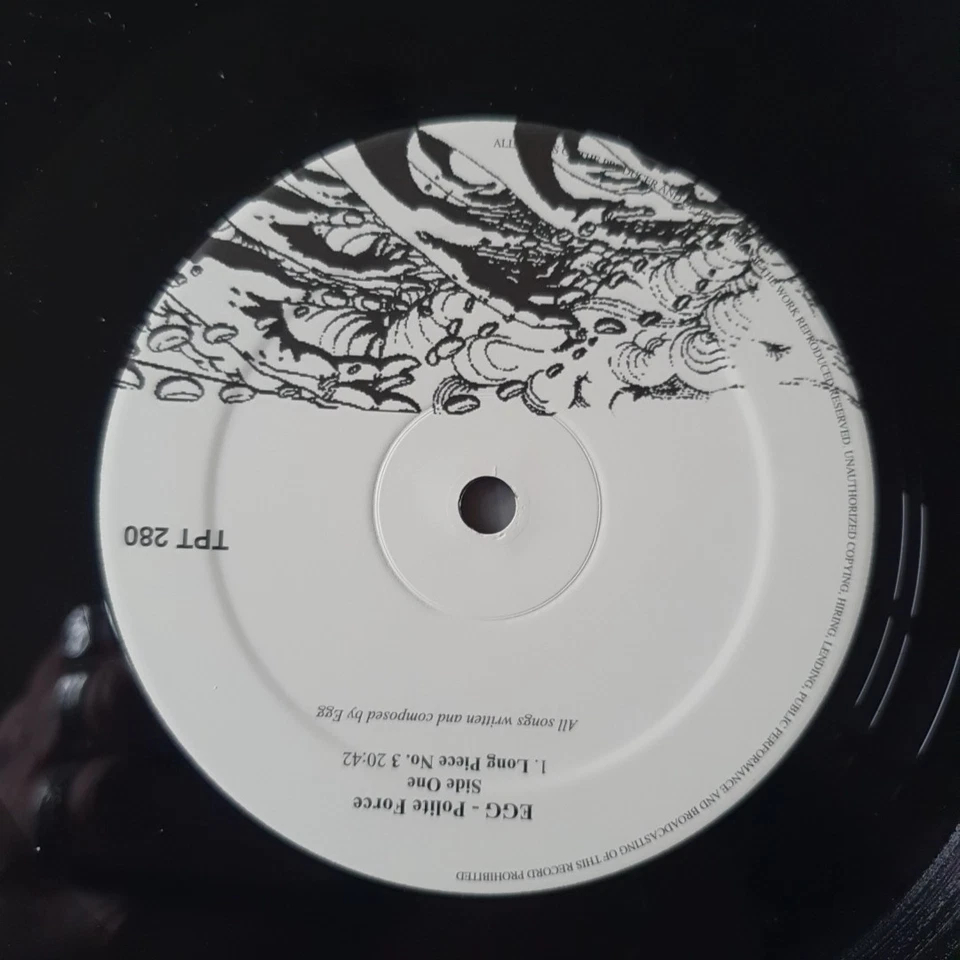 33 tours EGG - Polite force - Photo 3/4