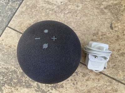 Amazon Echo 4. Gen L4S3RE B085G58KWT Großer Smart Lautsprecher Anthrazitgrau mit Netzteil
