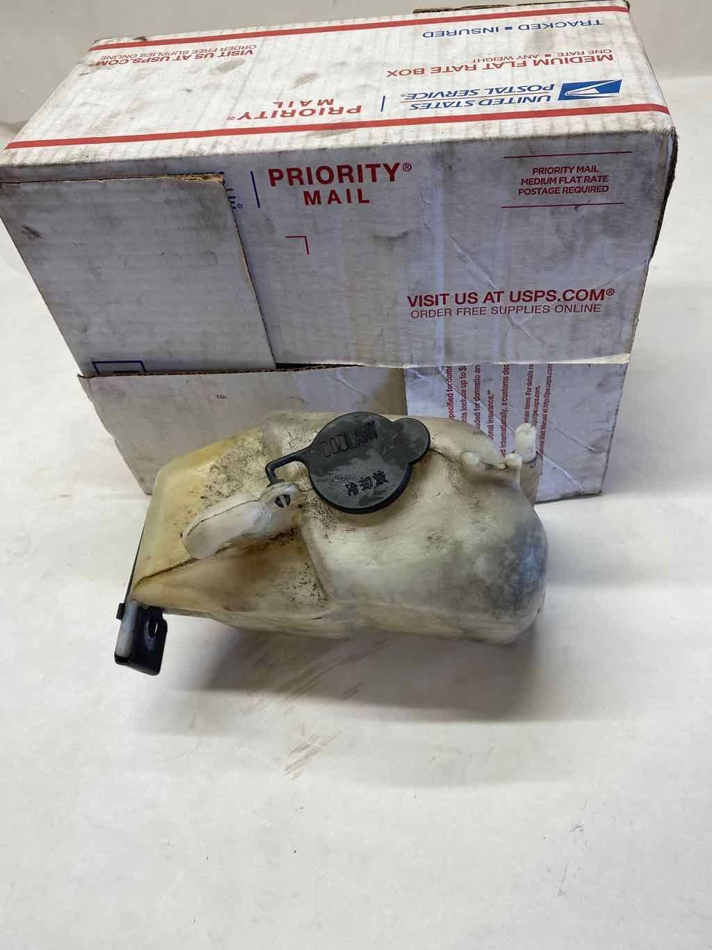 1997 2001 TOYOTA CAMRY Coolant Recovery Reservoir Bottle Overflow