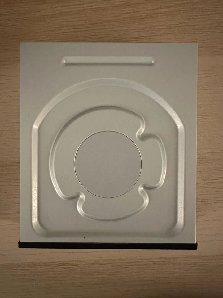 Lite-On 24X SATA Internal DVD+/-RW Drive Optical Drive IHAS124-04 (Black) - Image 2 of 3