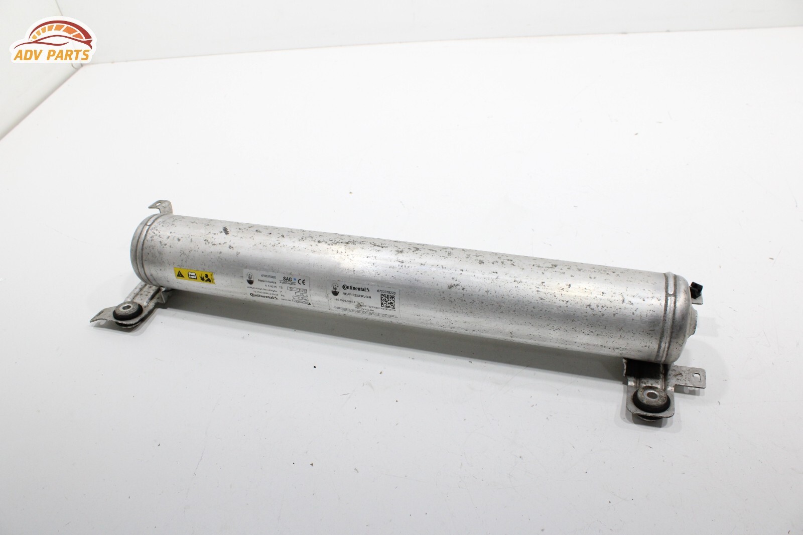 2017 - 2020 MASERATI LEVANTE AIR RIDE SUSPENSION REAR RESERVOIR TANK OEM