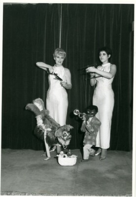 Frankreich Jany Privat Puppen Puppenspieler Striptease Bar altes Foto Krone 1962