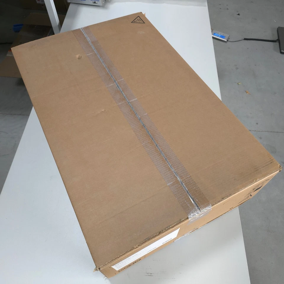 EMC PowerEdge Server R6515 - 5J5D0 - Bild 2 von 2