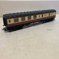 Hornby R443 BR Stanier Brake 3rd Coach M26546 Crimson/Cream OO Gauge Unboxed VGC