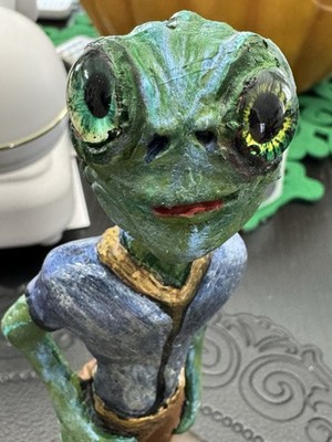 Unique Rare Extraterrestrial Reptilian Alien Green Being Statue Signed by Artist