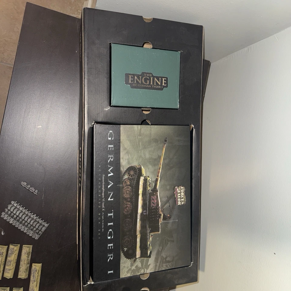 WW2 German Tiger Tank Forces Of Valor 1:16 Diecast Built Model Michael Wittmann - Image 2 of 4