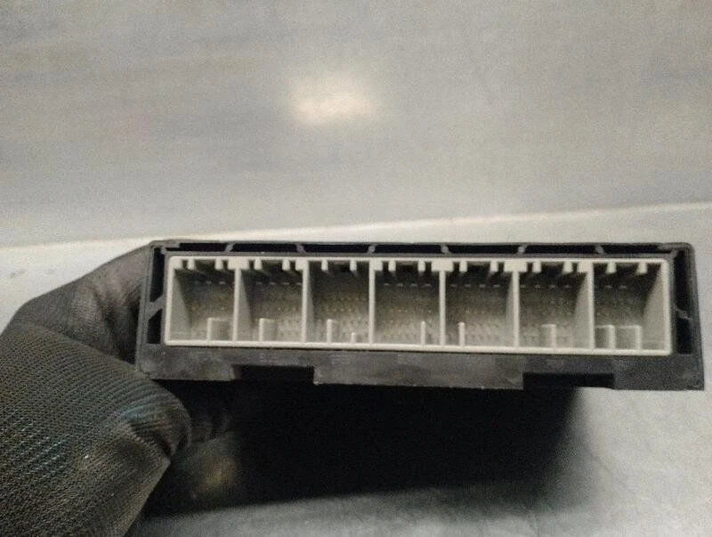 13515939 módulo electronico para OPEL CORSA E BUSINESS 2014 4847896 - Immagine 3 di 4