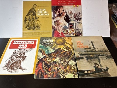 Set of Five Vintage  Movie Promotional Books (H9)