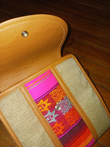Hermoso bolso bandolera de cuero de colección Guatapé Columbia usado en excelente estado - Imagen 9 de 9