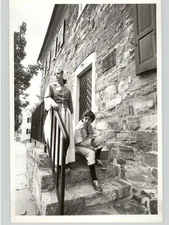 Children Pose at Stone House MORAVIAN MUSEUM Bethlehem PA 1983 Press Photo