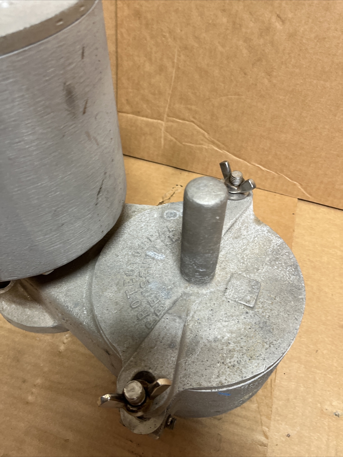 PROTECTOSEAL 2" " VACUUM PRESSURE RELIEF VENT MODEL 18542D2 SERIAL