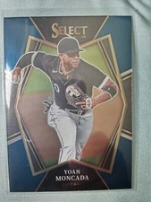 2022 Panini Select Retail Blue Prizm #179 Yoan Moncada Chicago White Sox - Bx3
