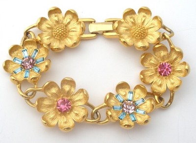 Vintage Trifari Rhinestone Flower Bracelet 7.5'' Pastel Chatons Signed TM