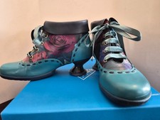 John Fluevog Investigators Ankle Boots Teal Green Floral Wms 8 - Small Defect
