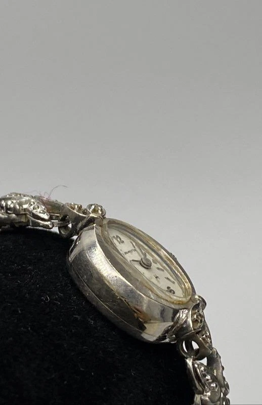 Reloj pulsera para mujer Hamilton 14,7 mm ovalado cuerda diamante oro blanco 10 k 13,3 g Foto 4 de 4