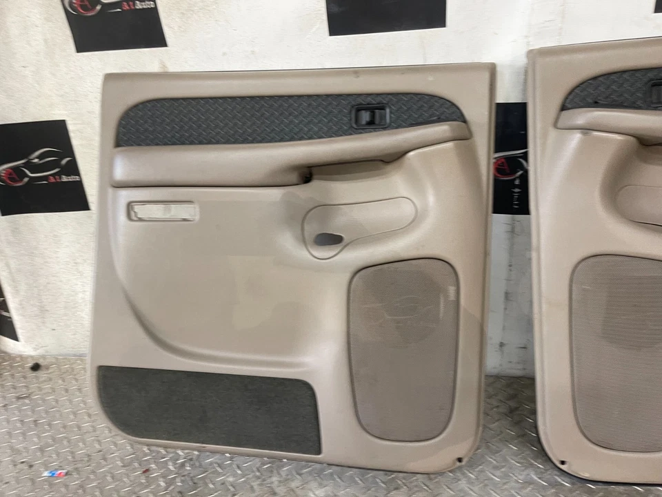 03 - 06 Avalanche Silverado Sierra Diameter Pattern Rear LH RH Set Tested Beige Foto 4 de 4