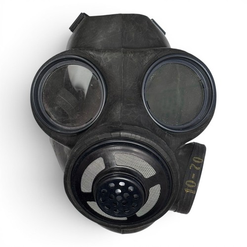 Vintage Military GTR 70 Gas Mask W/ Sealed M69 Filtrator Filter
