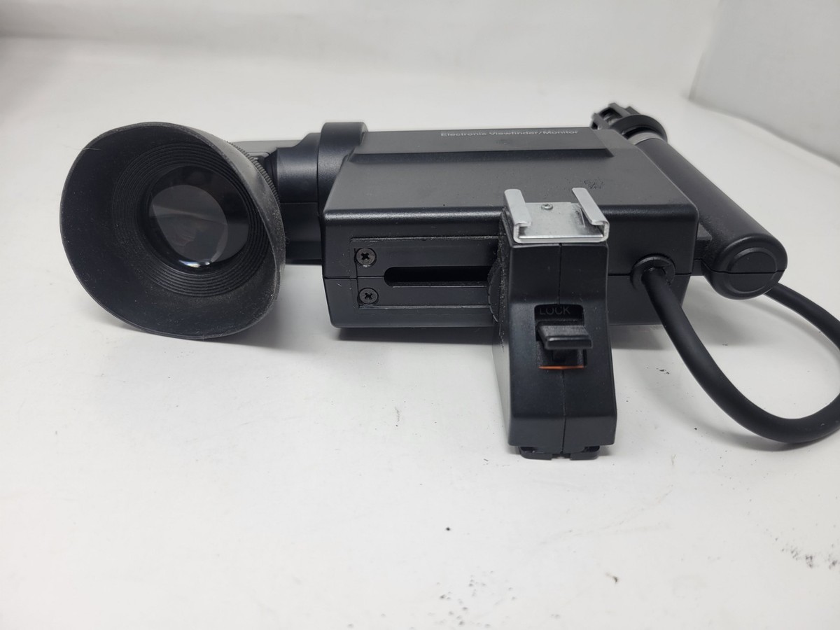 JC Penney Vintage Auto Focus Color TV Movie Video Camera 8x Zoom