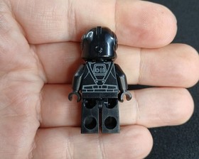 Lego Star Wars Imperial V-wing Pilot Minifigure sw0304 from 7915