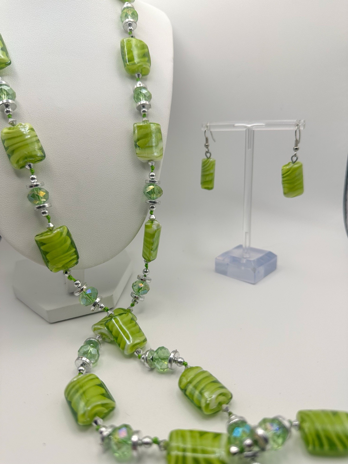 Green Glass Rectangular Beads Silver  Necklace Ea… - image 1