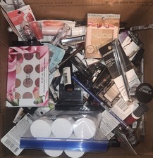 Wholesale Mixed Lot 100 Pieces Of Assorted Makeup 