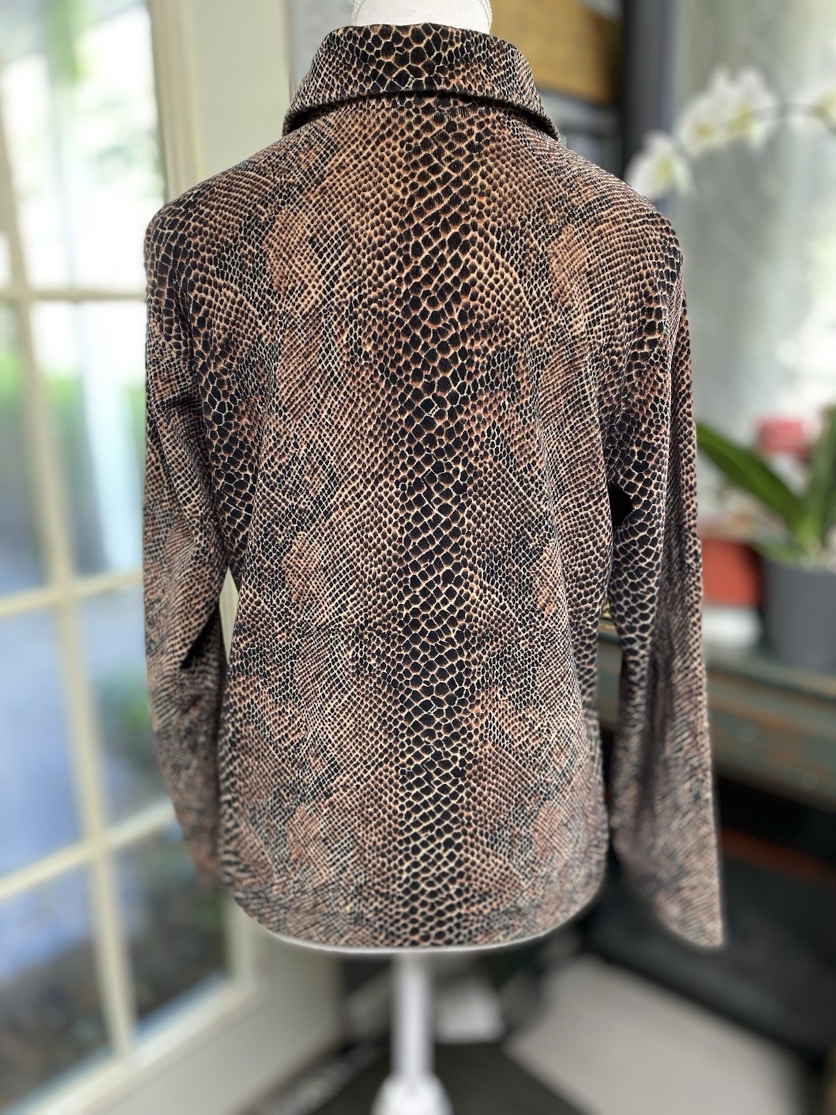 Basic Editions Snake Print Button Down Cardigan S… - image 4