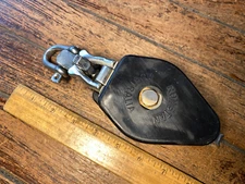 RONSTAN SNATCH BLOCK 9/16" LINE 2 1/2" SHEAVE W/BECKET (2 AVAILABLE)