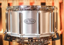 Pearl 14x8 Free Floating Seamless Aluminum Snare Drum