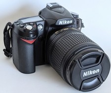 DSLR Nikon D90 12.3 MP (10244 shutter actuations) with VR 18 - 140 lens