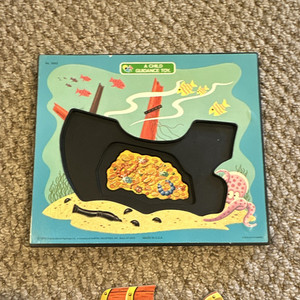 Child Guidance 1975 Wood Tray Puzzle Shipwreck Underwater Animals Multicolor 4-7