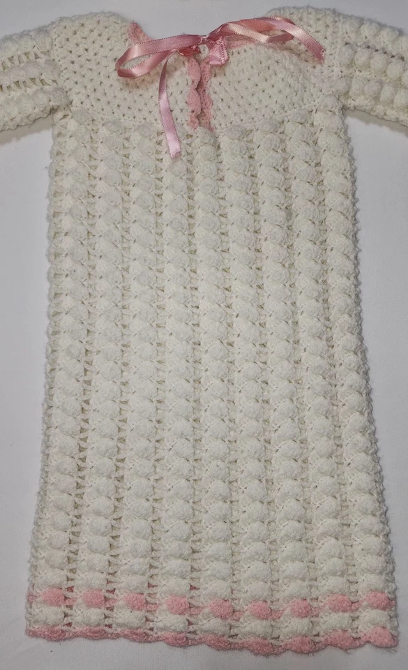 Hecho a mano Crochet Bautizo Bunting Vestido y Gorro Bebé Bautizo Vestido Encaje Foto 3 de 4