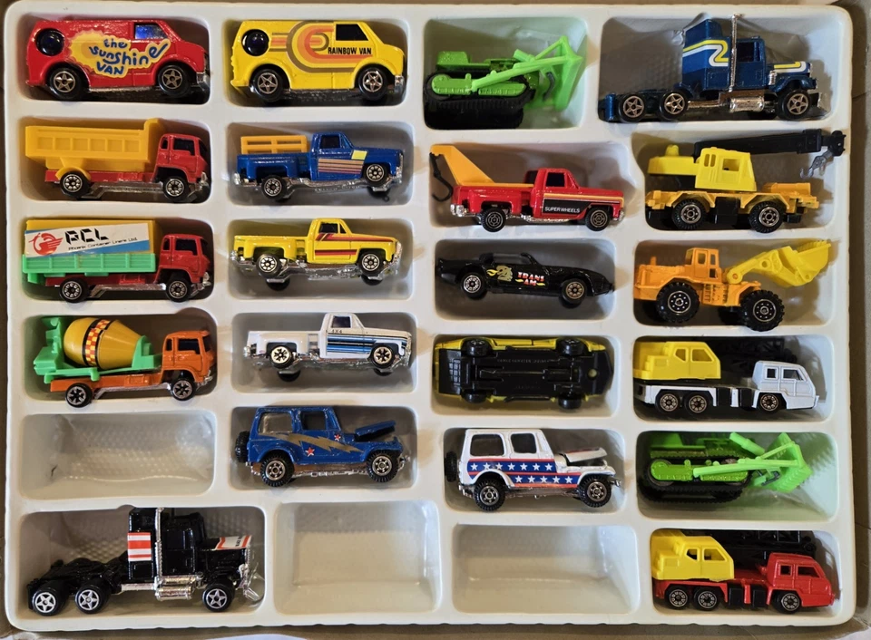 Road Machines Die Cast Collectible Model Cars & Trucks 1/60 Scale Hong Kong - Image 4 of 4