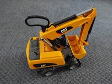 Bruder CAT Mobilbagger (Modell 02445)