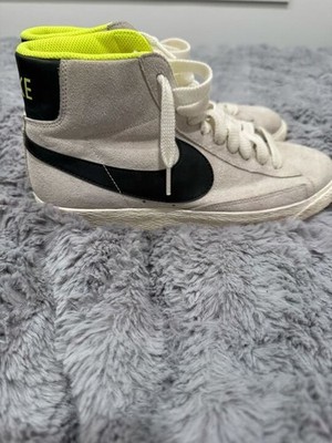 Nike Blazer Mid Suede Gray / Black / Volt Sneakers | Size 8.5 Men s | Retro High