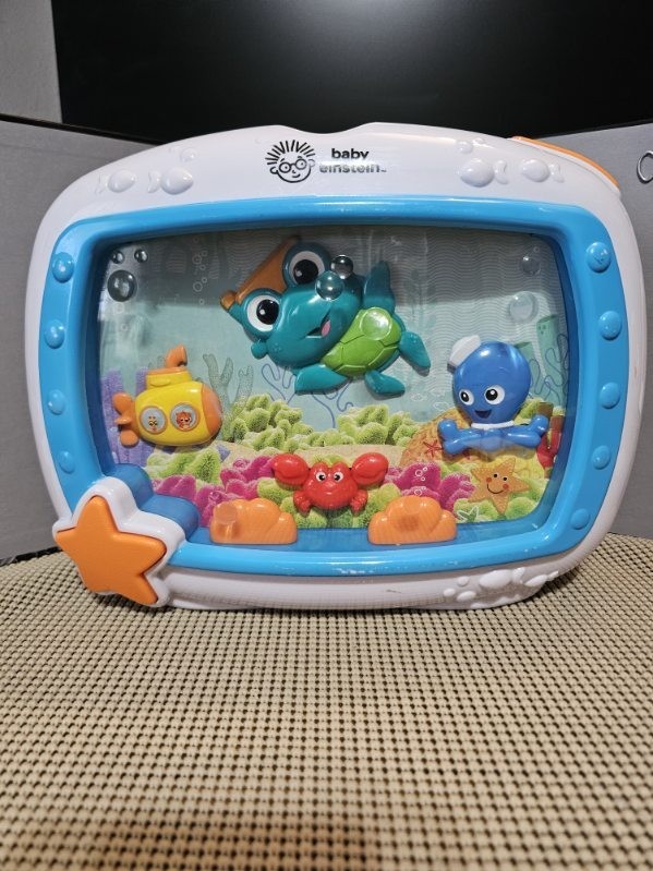 BABY EINSTEIN Sea Dreams Soother Crib Toy Musical Aquarium N
