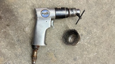 Tough Mechanic Pneumatic 3/8'' Air Drill, Heavy Duty, w/Chuck key & wire brush