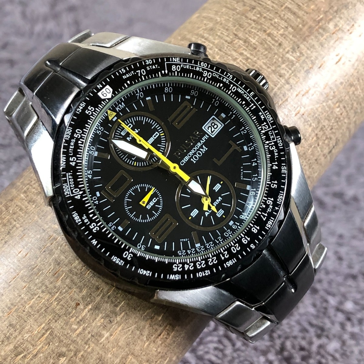 Chronograph Pulsar Two Tone Mens Watch Pulsar YM92-X082 Mens Tank