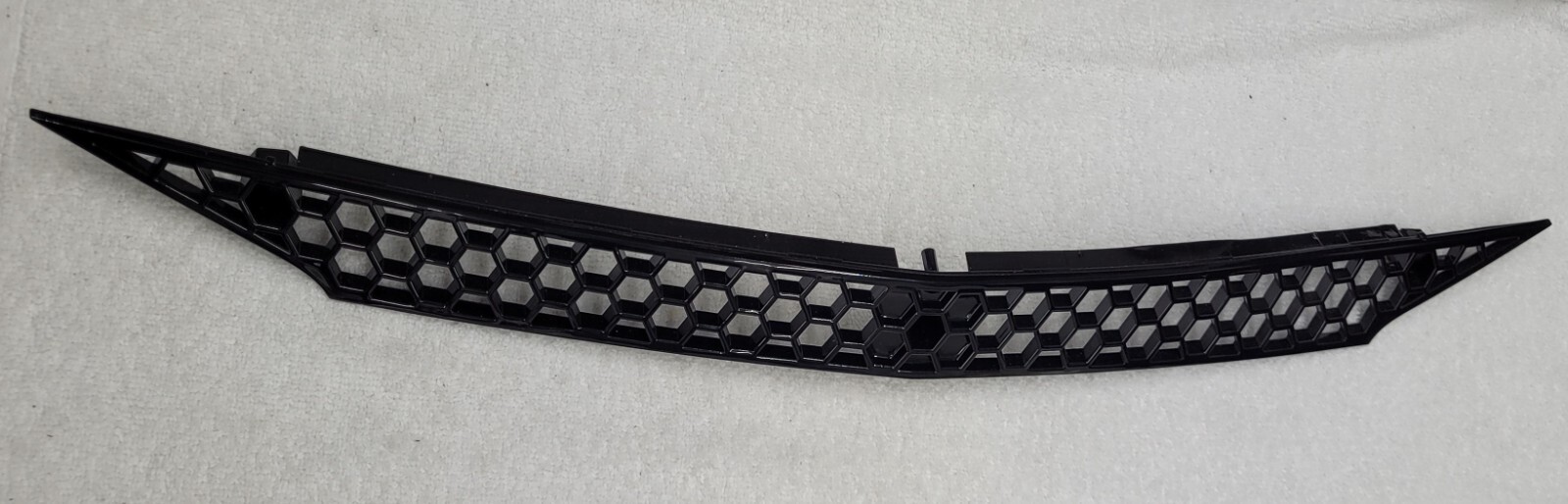 LAMBORGHINI GALLARDO BUMPER GRILLE LP 560 CENTER LOWER 09-14 LP560 STYLE PACK