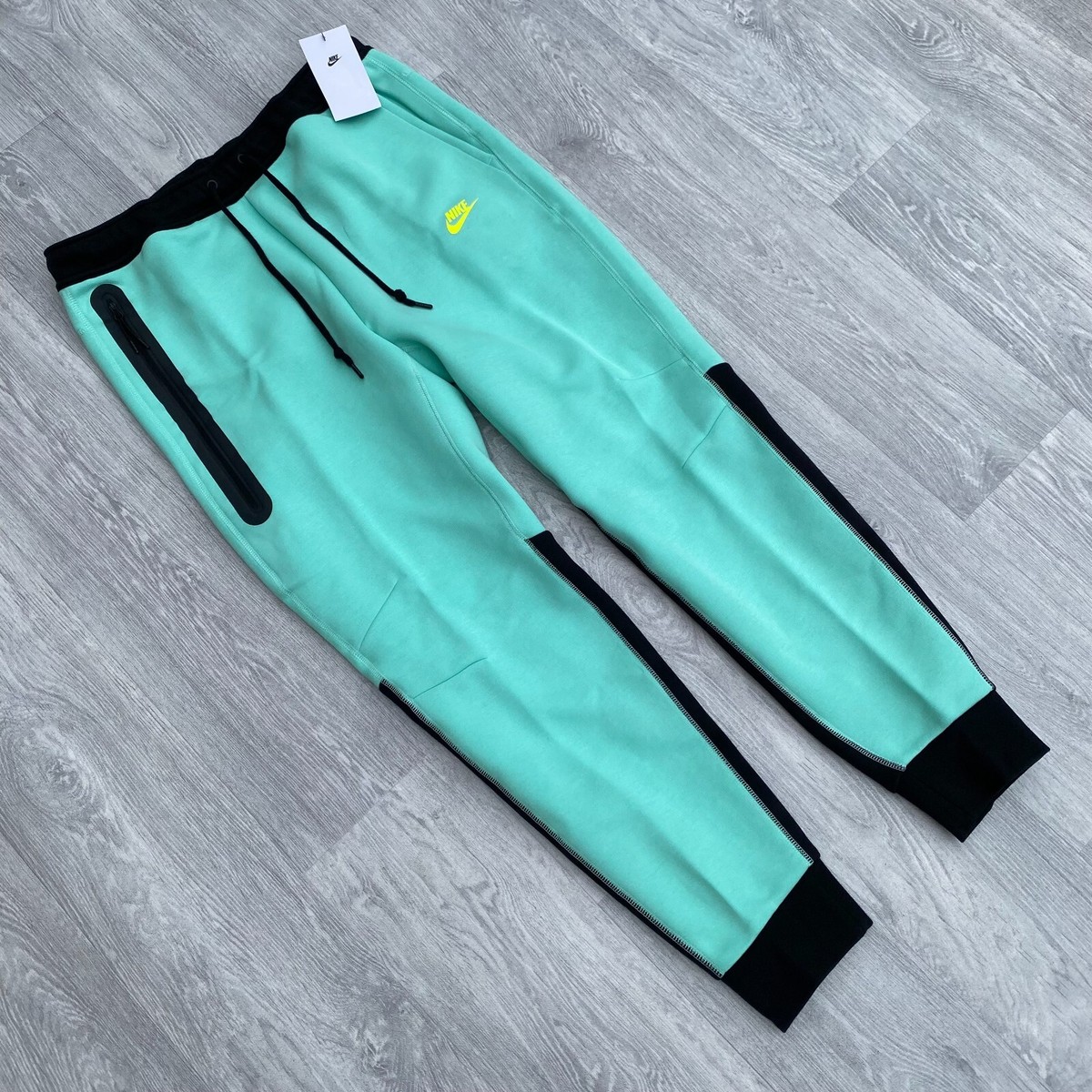 Nike Tech Fleece Slim Tapered Pants Sweatpants Joggers Emerald