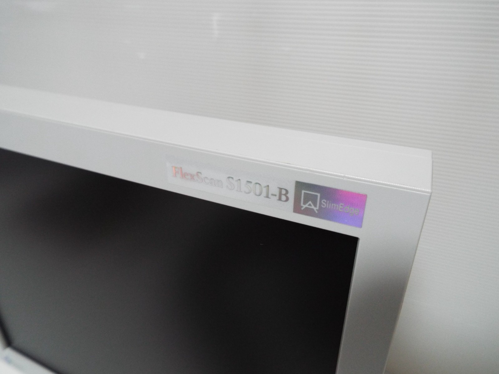 EIZO FlexScan S1501-B 15" LCD Monitor White Square 4:3 Retro Vintage Display