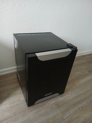 kleiner Kühlschrank von Klarstein; schwarz