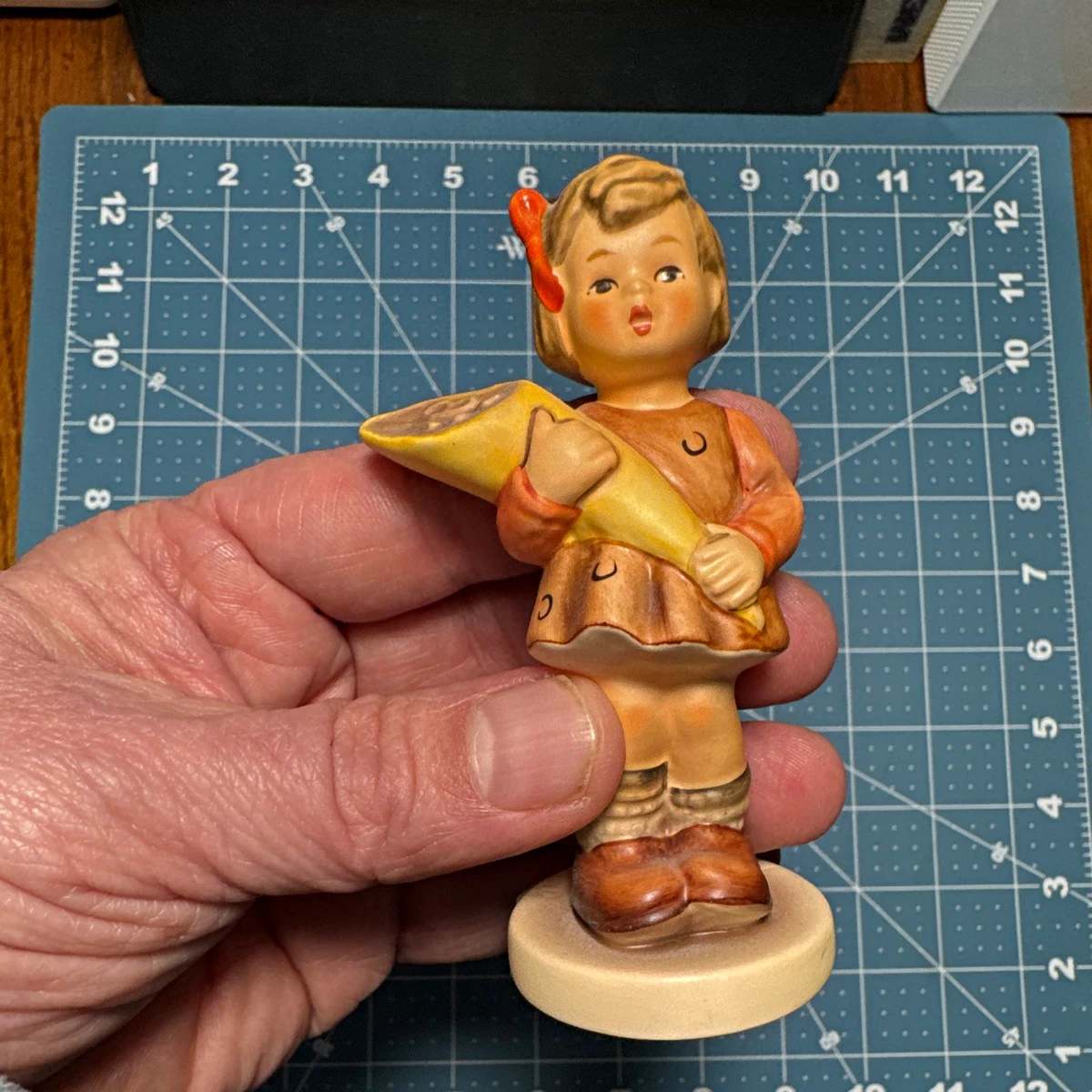 ヴィンテージ フンメル フィギュア/M. I. フンメル クラブ Goebel M I Hummel Club for sale | eBay