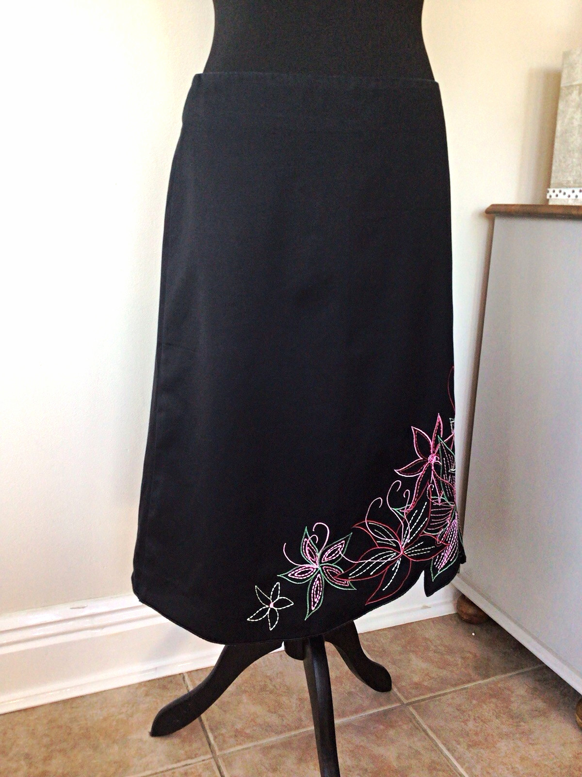 NEXT SIZE 12 BLACK COTTON EMBROIDERED MOTIF LINED A LINE SKIRT VGC