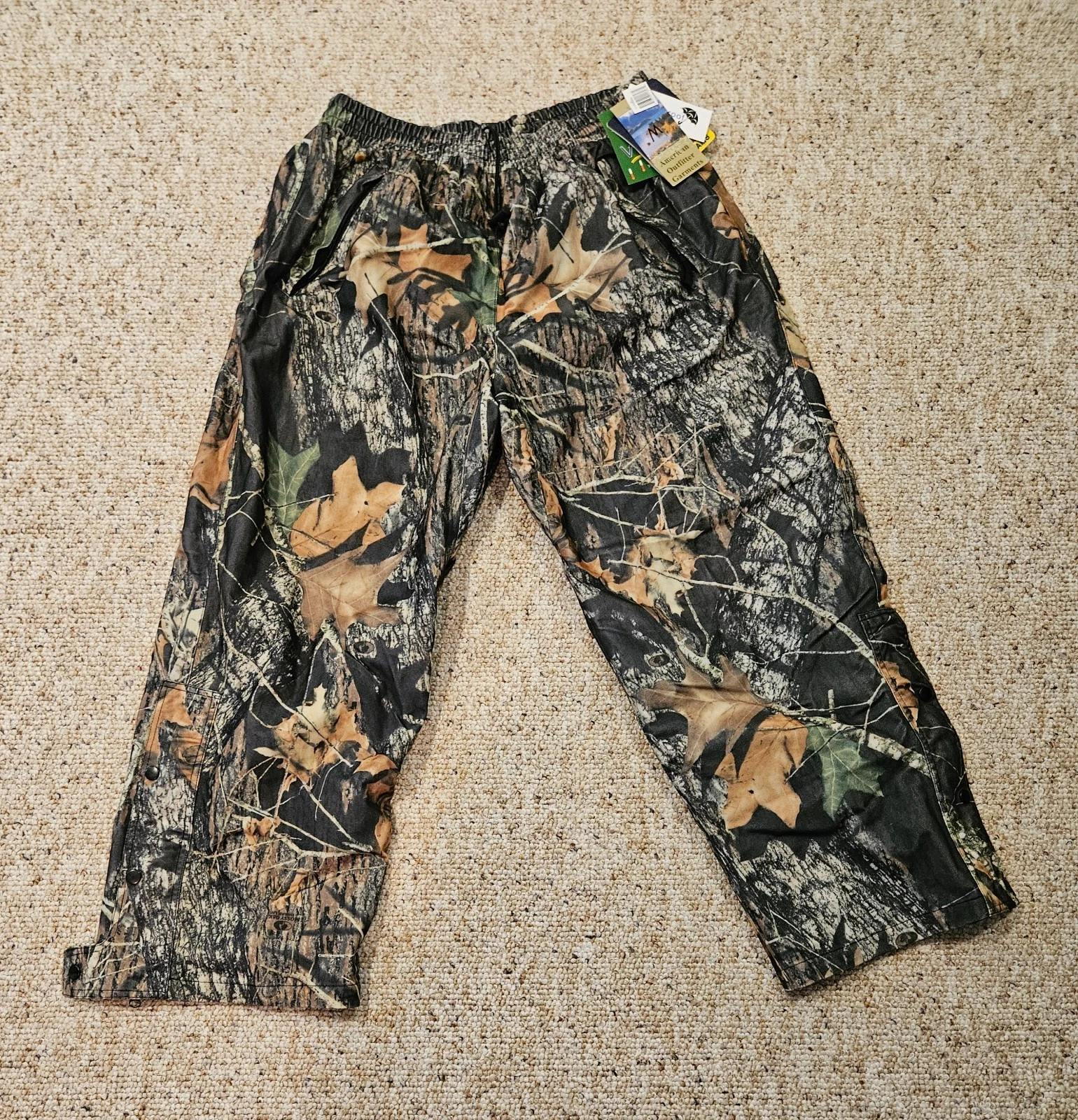 Vinage American Outfitter Garments Camo Rain Pants Mens Medium NWT