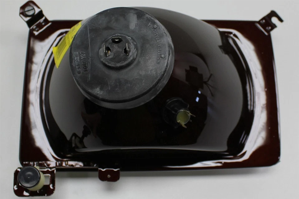 88-93 Ford CF700 CF800 CFT700 CFT800 Left Headlight E8HZ13008D OEM Factory - Image 2 of 4